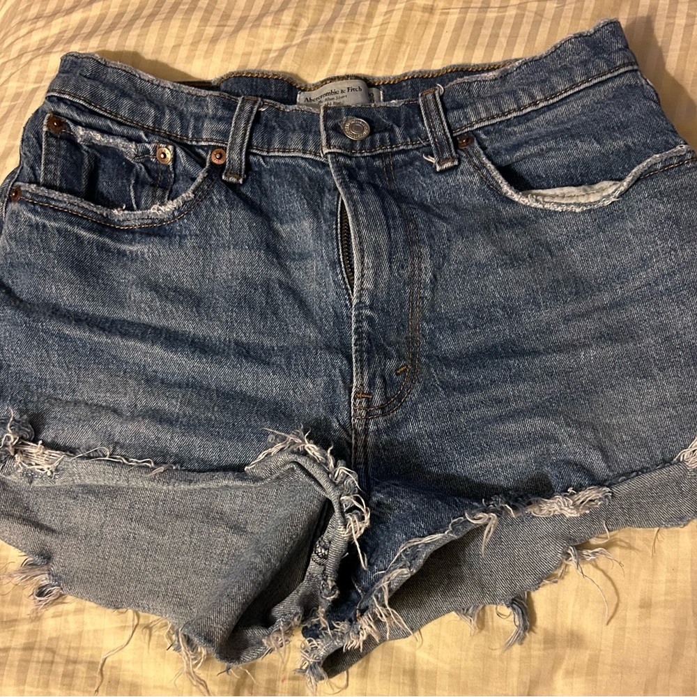 Abercrombie & Fitch high rise mom jeans size 10